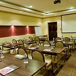 Ibis Muscat